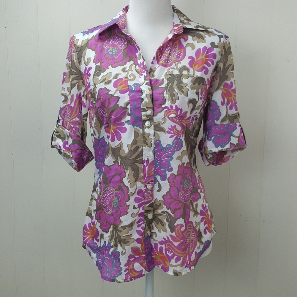 🍒 Ann Taylor Floral Paisley Button Down Shirt